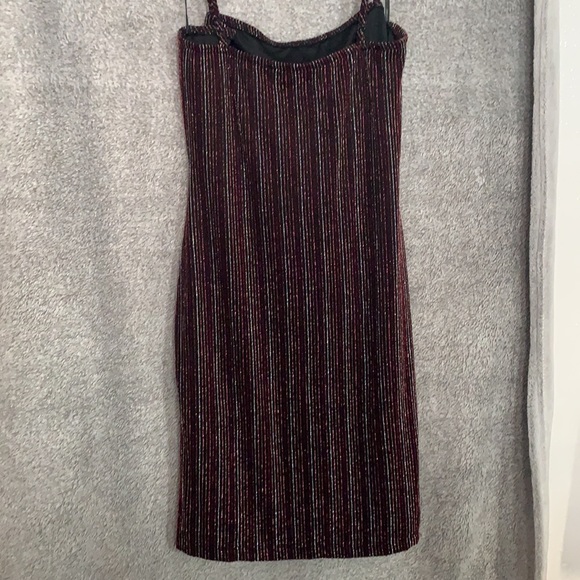 Colourful dress - Picture 2 of 2